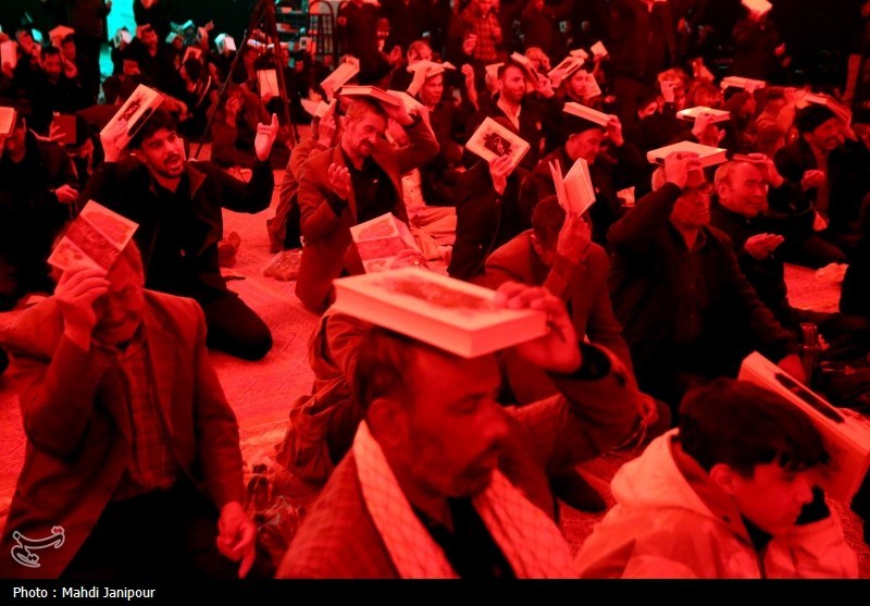 مراسم احیای نخستین شب قدر در اصفهان