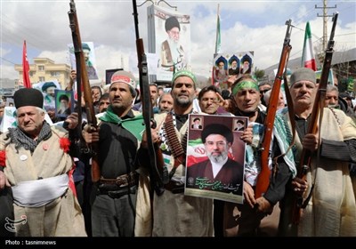 حضور حماسی مردم یاسوج در بیعت با رهبر جدید انقلاب