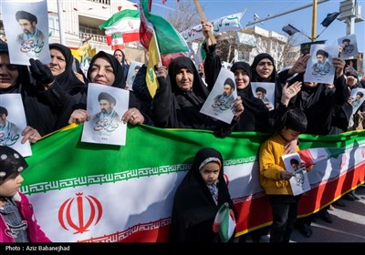 اجتماع مردمی بیعت با آیت‌الله سید مجتبی خامنه‌ای سومین رهبر معظم انقلاب اسلامی - خرم آباد