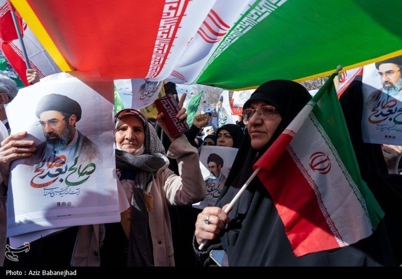 بیعت مردم بندرلنگه با سومین امام امت