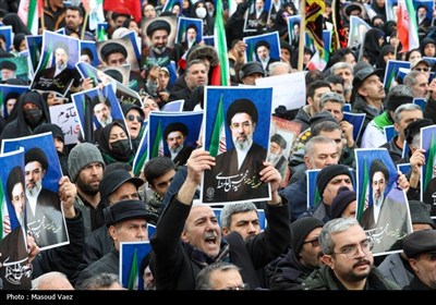 اجتماع مردمی بیعت با آیت‌الله سید مجتبی خامنه‌ای سومین رهبر معظم انقلاب اسلامی - تبریز