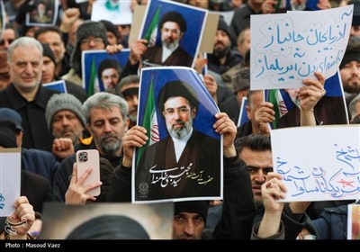 بیعت هیئت‌های مذهبی تبریز با سومین رهبر انقلاب