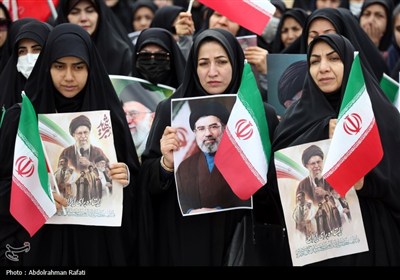 اجتماع بیعت دانشگاهیان همدان با حضرت آیت الله امام سید مجتبی خامنه ای