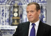 Medvedev'den Ayetullah Seyyid Mücetba Hamenei'ye Tebrik Mesajı