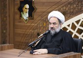 تکلیف‌مداری مهم‌ترین ویژگی شخصیتی امام خمینی(ره) بود