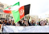 تجمع مهاجرین ملل اسلامی در محکومیت شهادت رهبر انقلاب در مشهد