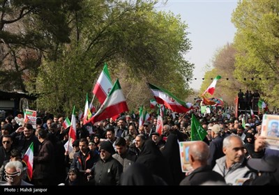 مراسم تشییع باشکوه شهدای رمضان در استان تهران برگزار شد+فیلم