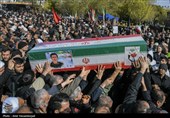ملت شهادت‌طلب ایران دشمن را بیچاره کرده است