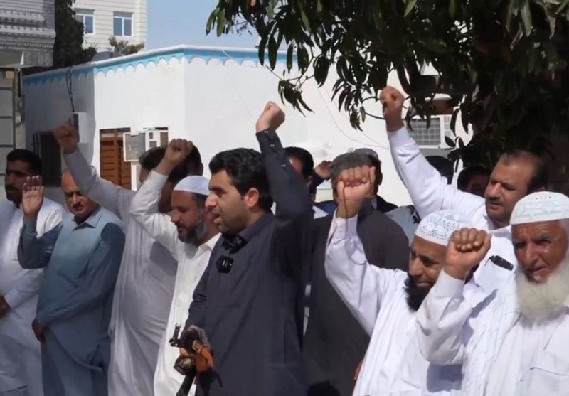 طوایف بلوچ شهرستان مرزی سراوان پای کار وطن