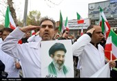 تجمع کادر درمان اصفهان در پی حملات وحشیانه آمریکایی صهیونیستی به مراکز درمانی و مدارس