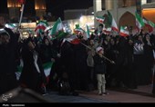خروش ورزشکاران و جوانان یزد در حمایت از نیروهای مسلح