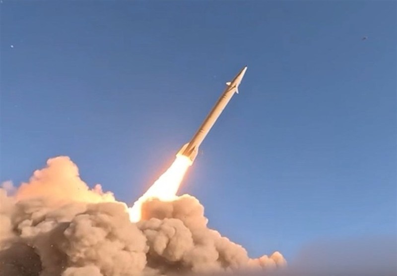 Iran Strikes Israeli Military Sites, US Bases in Massive Retaliatory Offensive