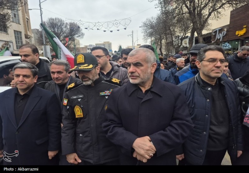 حضور یکپارچه ملت ایران تمام نقشه‌های دشمنان راخنثی کرد