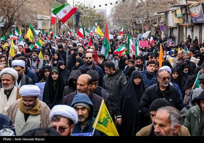 وفاداری مردم دیار هزار سنگر به آرمان فلسطین و بیعت با رهبر انقلاب