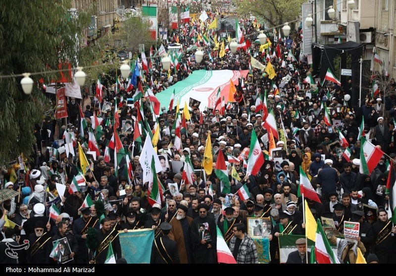 رهبر انقلاب , آیت الله سید مجتبی خامنه‌ای , آیت‌الله سید علی خامنه‌ای , اخبار قم , 