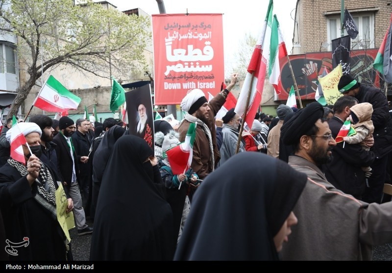 رهبر انقلاب , آیت الله سید مجتبی خامنه‌ای , آیت‌الله سید علی خامنه‌ای , اخبار قم , 