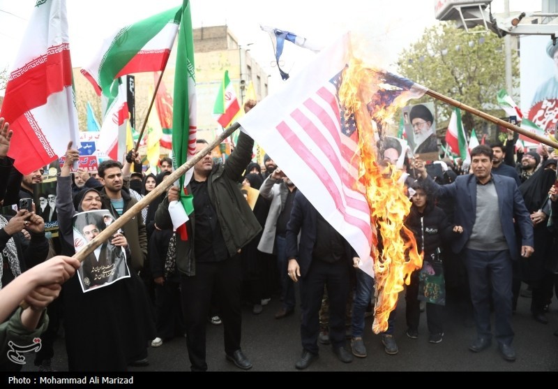 رهبر انقلاب , آیت الله سید مجتبی خامنه‌ای , آیت‌الله سید علی خامنه‌ای , اخبار قم , 