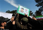 تشییع پیکر سردار شهید داود عسگری، به همراه همسر، دو فرزند پسر، دختر و سه تن از نوادگان خود، در حمله ناجوانمردانه آمریکایی_صهیونی به شهادت رسیدند در قطعه 24 گلزار شهدای بهشت زهرا (س)
