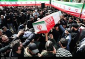 تشییع پیکر سردار شهید داود عسگری، به همراه همسر، دو فرزند پسر، دختر و سه تن از نوادگان خود، در حمله ناجوانمردانه آمریکایی_صهیونی به شهادت رسیدند در قطعه 24 گلزار شهدای بهشت زهرا (س)