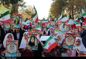 اجتماع بزرگ دانش‌آموزان کرمانی مقابل دفتر کمیساریای سازمان ملل متحد