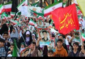 اجتماع بزرگ دانش‌آموزان کرمانی مقابل دفتر کمیساریای سازمان ملل متحد