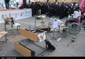 اجتماع بزرگ دانش‌آموزان کرمانی مقابل دفتر کمیساریای سازمان ملل متحد