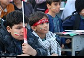 اجتماع بزرگ دانش‌آموزان کرمانی مقابل دفتر کمیساریای سازمان ملل متحد