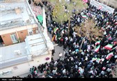 اجتماع بزرگ دانش‌آموزان کرمانی مقابل دفتر کمیساریای سازمان ملل متحد