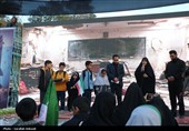 اجتماع بزرگ دانش‌آموزان کرمانی مقابل دفتر کمیساریای سازمان ملل متحد