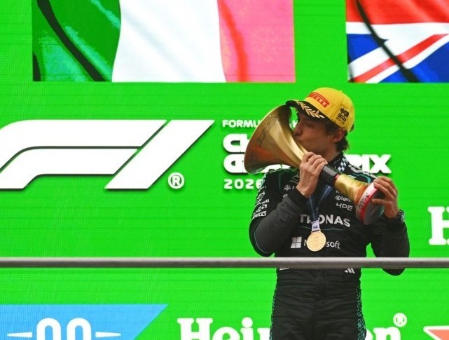 اتومبیلرانی فرمول یک ,