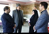 بازدید استاندار یزد از انتقال خون و هلال احمر استان
