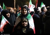 شب های بیقراری در سوگ مقتدا؛ طنین "لبیک یا خامنه‌ای" در جان اراک