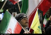 اجتماع شبانه مردم کرمان در میدان کوثر