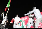 اجتماع شبانه مردم کرمان در میدان کوثر
