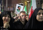 اجتماع شبانه مردم کرمان در میدان کوثر