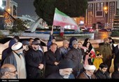 قیام شبانه مردم کردستان/بیعت زیر باران با رهبر انقلاب