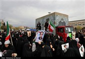 تشییع پیکر 8 شهید حملات آمریکایی صهیونی در قم