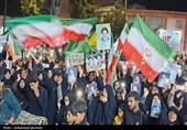 اجتماع مردم قاینات در بیعت با رهبر معظم انقلاب