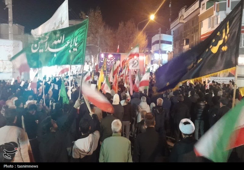 چهارشنبه‌سوری با آتش زدن نماد جزیره اپستین در دیار هزارسنگر