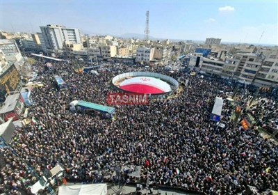 Церемония прощания с Лариджани, командующим Басиджа, и моряками в Тегеране