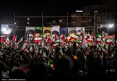 تداوم حضور پرشور کاشانی‌ها در محکومیت شهادت قائد شهید امت