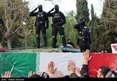 تشییع پیکر شهید جنگ رمضان علیرضا دهقانی در آران و بیدگل+فیلم