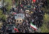 تشییع پیکر شهدای  ناوشکن دنا در شیراز