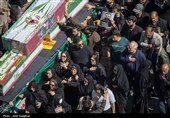 تشییع پیکر شهدای  ناوشکن دنا در شیراز