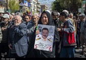 تشییع پیکر شهدای  ناوشکن دنا در شیراز