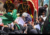 تشییع پیکر 12 شهید حملات آمریکایی صهیونی در تبریز