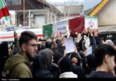 پیکر مطهر شهید ناوشکن دنا بر دستان مردم دیوشل تشییع شد