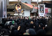 پیکر مطهر شهید ناوشکن دنا بر دستان مردم دیوشل تشییع شد