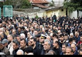 پیکر مطهر شهید ناوشکن دنا بر دستان مردم دیوشل تشییع شد