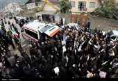 پیکر مطهر شهید ناوشکن دنا بر دستان مردم دیوشل تشییع شد